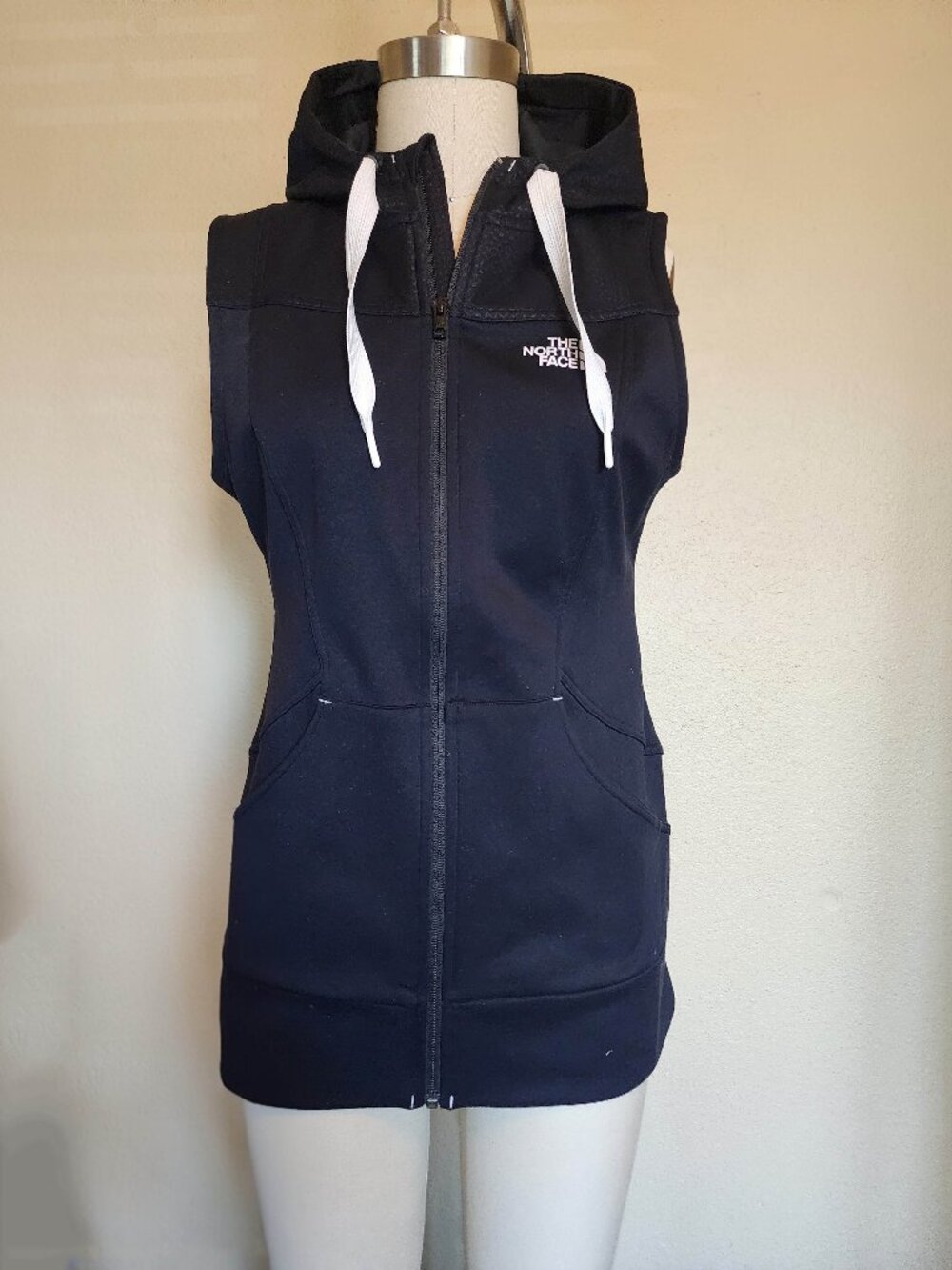 The North Face Full-zip Sleeveless Hoodie - size Medium
